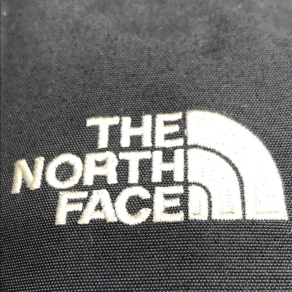 The North Face Black GooseDown Jacket – Detachable Faux Fur Hood – Women’s Small - Picture 9 of 12